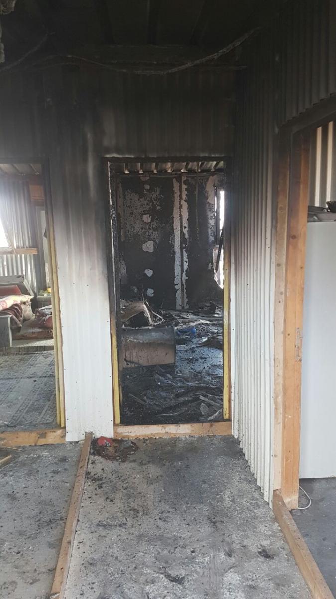 תנור ספירלה התלקח וגרם דליקה (צילום: דוברות כבאות והצלה נגב)